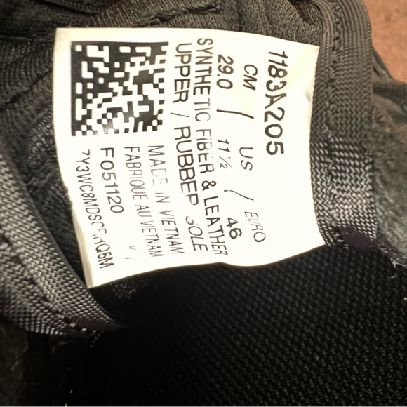 Onitsuka Tiger Ultimate 81 Black and White Sneakers - Picture 7 of 7